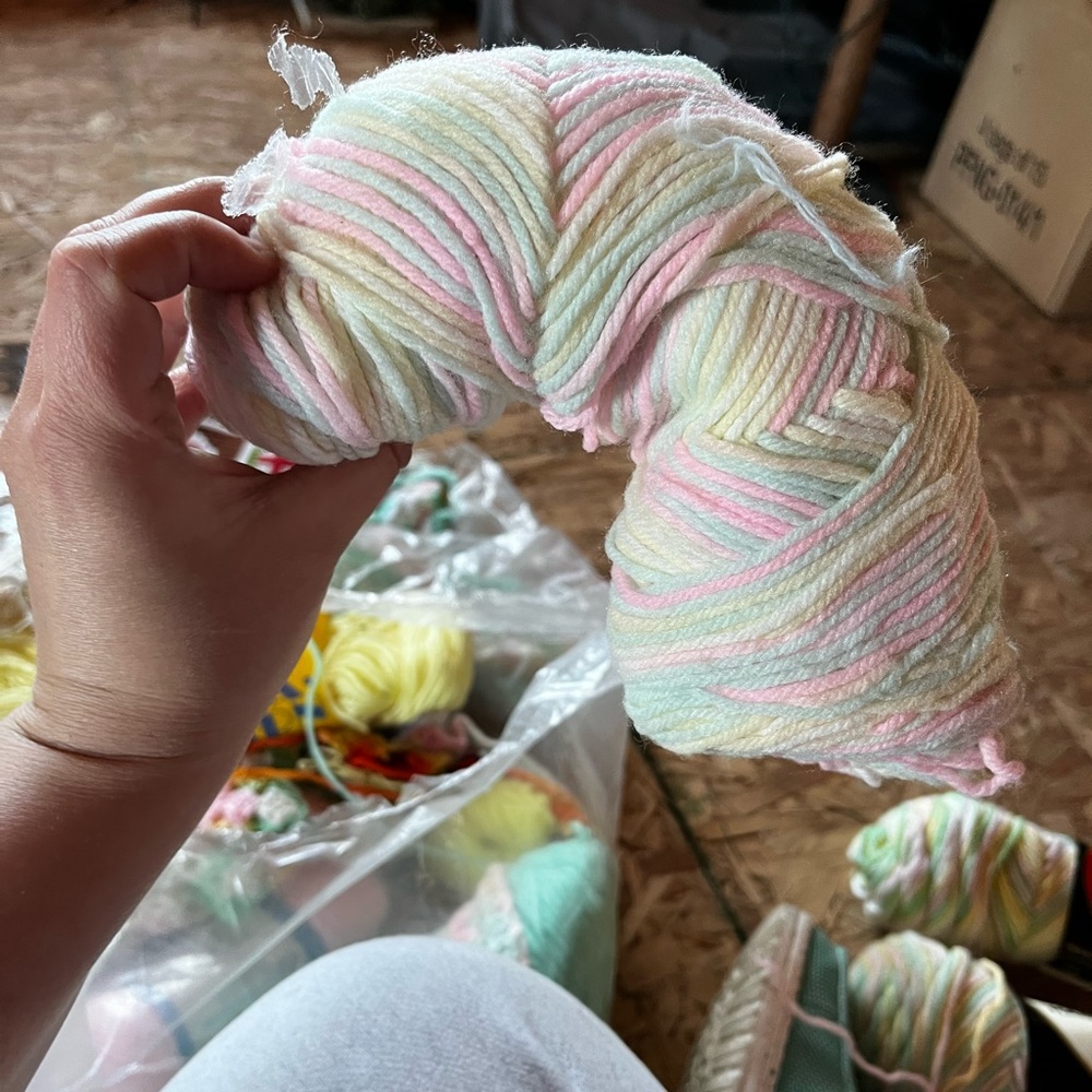 Multicolor Yarn Bundle - Picture 4 of 7